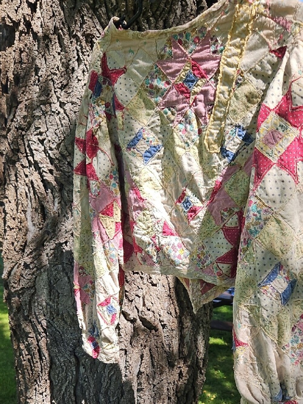 Magnolia Pearl Patchwork Quilted Jacket, OSFM - Picture 6 of 13
